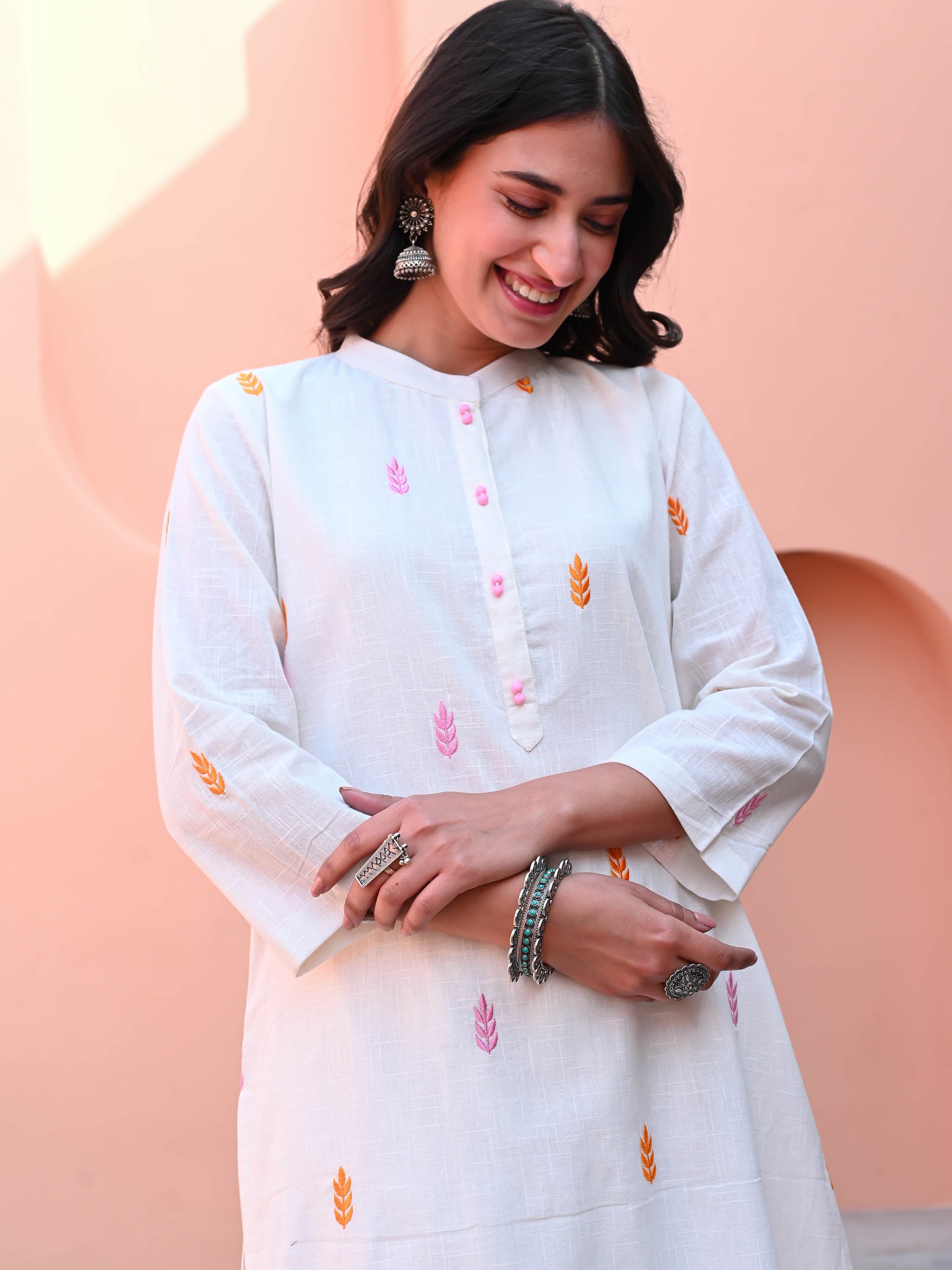 White Motif Embroidery Kurta Set
