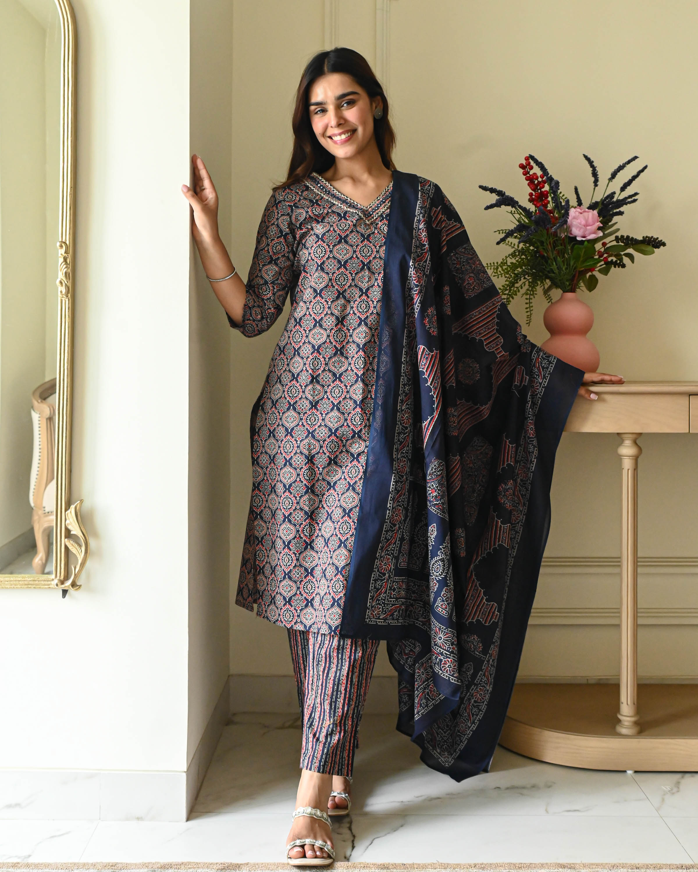 Bunaai Avika Cotton Suit Set