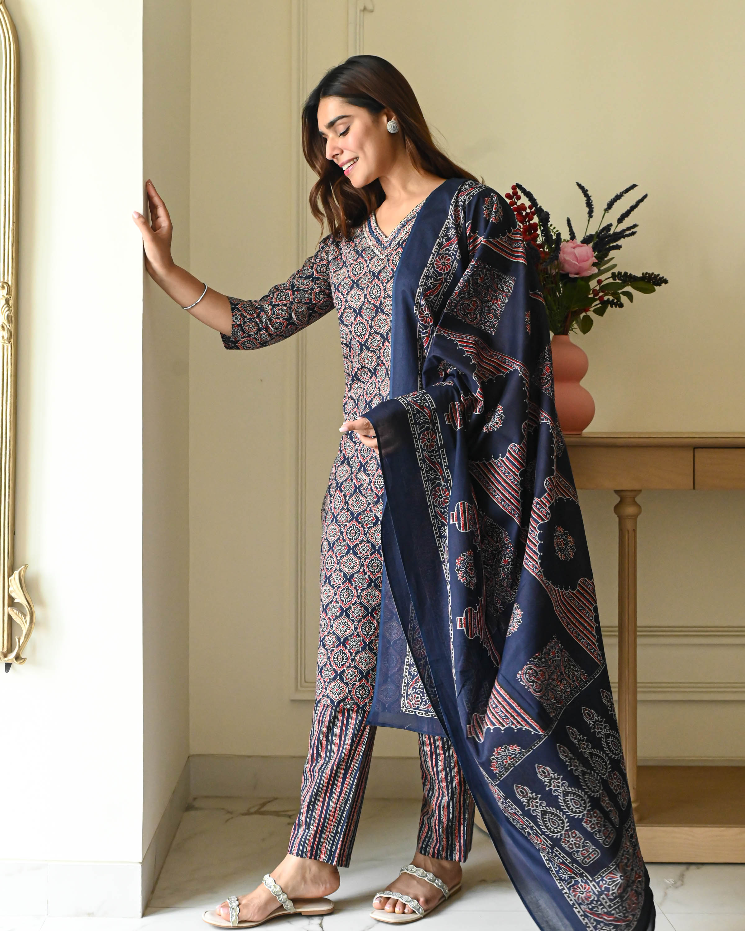 Bunaai Avika Cotton Suit Set