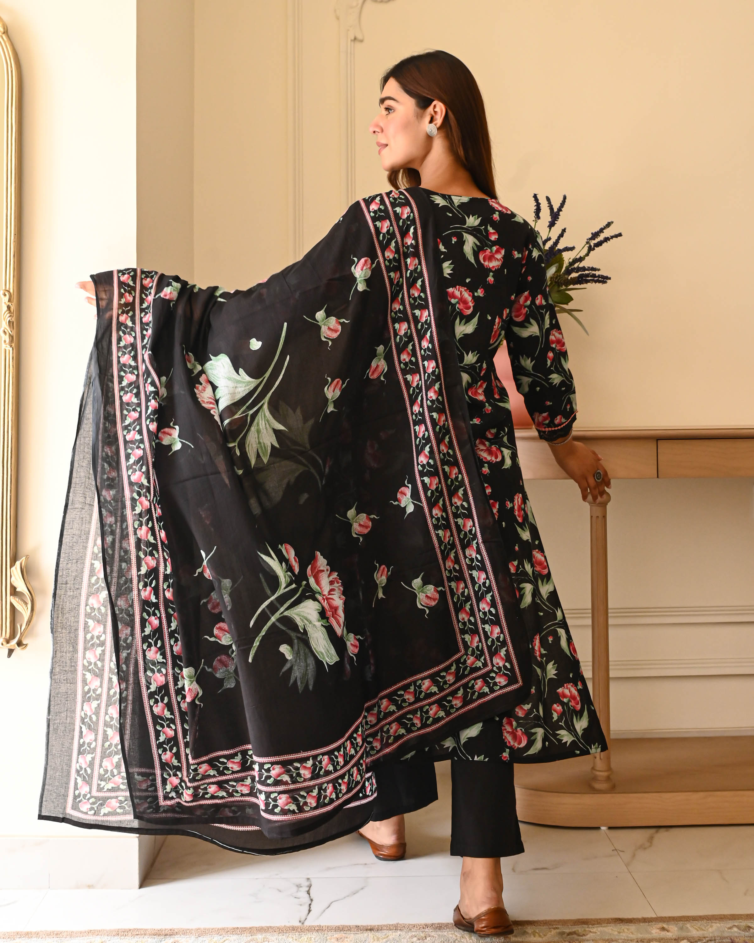 Bunaai Raahi Cotton Suit Set