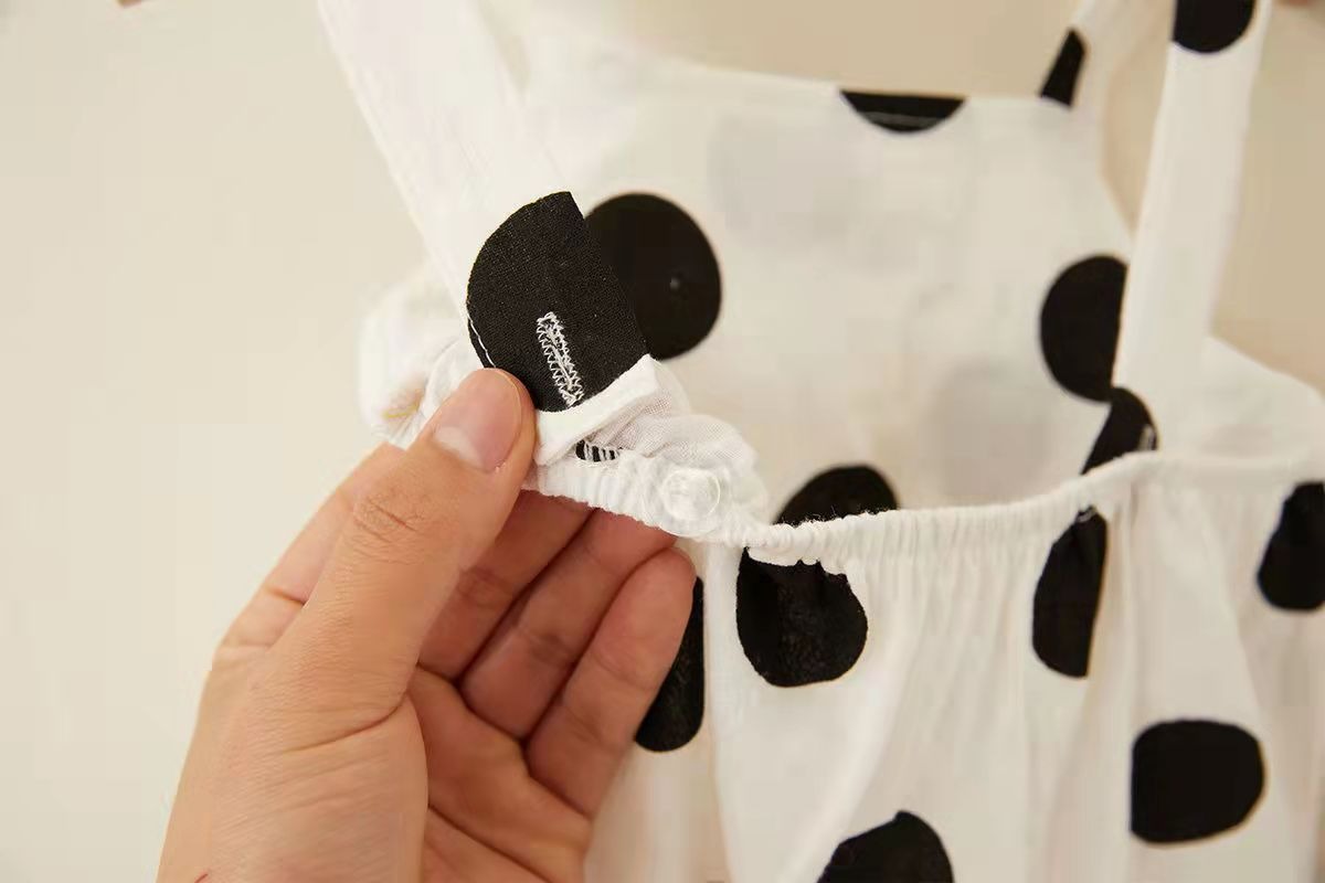 Polka Pop Baby Boys and Girls Jumpsuit with Hat