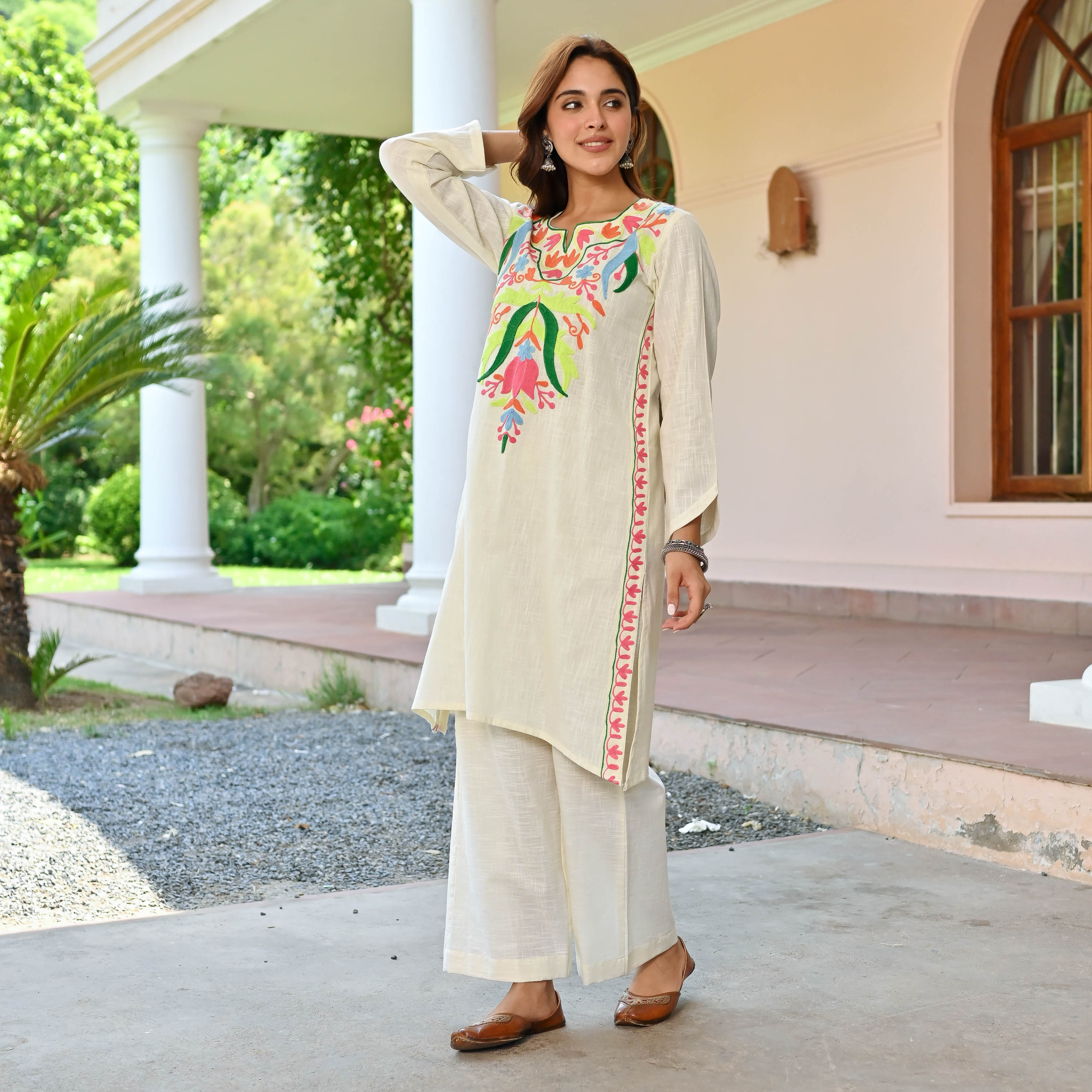 Lotus Aari Work Kurta Pants